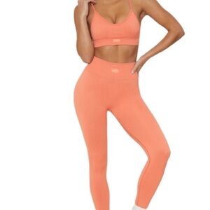 Bo + Tee Leggings medium